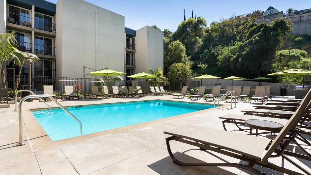 Apartamento Style, Peace, Comfort In N Hollywood Next To Free Indoor Parking And Wifi Burbank