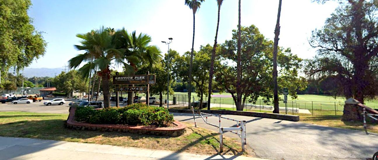 Style, Peace, Comfort In N Hollywood Next To Free Indoor Parking And Wifi *